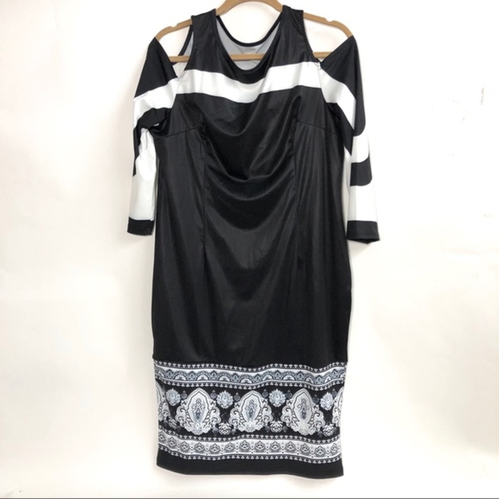 3/$15 Black and white midi dress